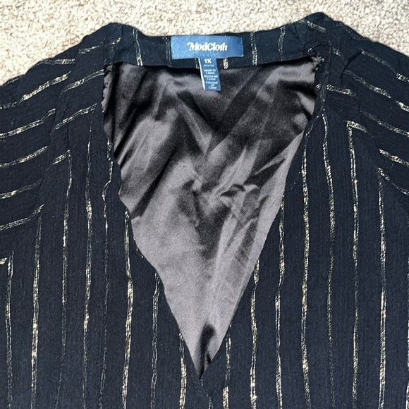 ModCloth Flutter-ly Perfect Gauze Wrap Maxi Dress Black Lurex Metallic 1X‎ - Picture 4 of 10